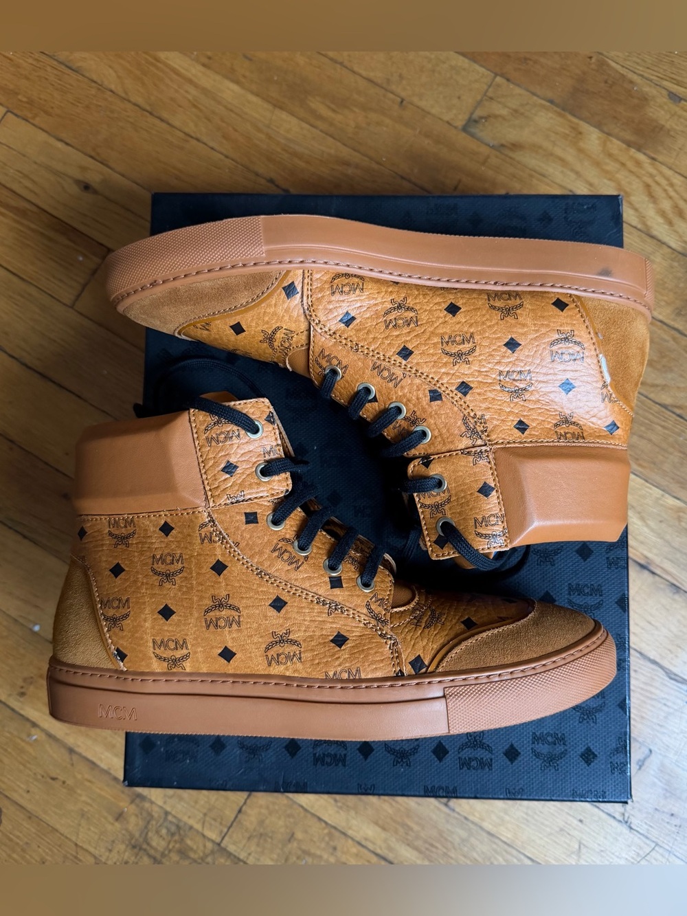 MCM Cognac monogram High-Top Sneaker